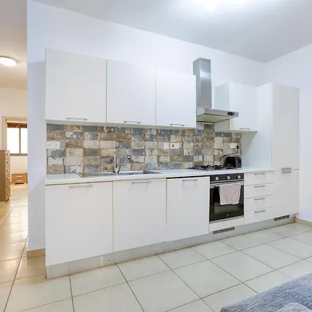 شقة Cosy 2br Just Steps Away From The Promenade By 360 Estates *