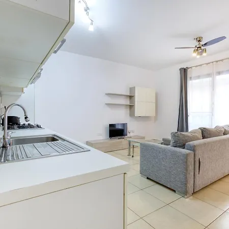 Lejlighed Cosy 2br Just Steps Away From The Promenade By 360 Estates *